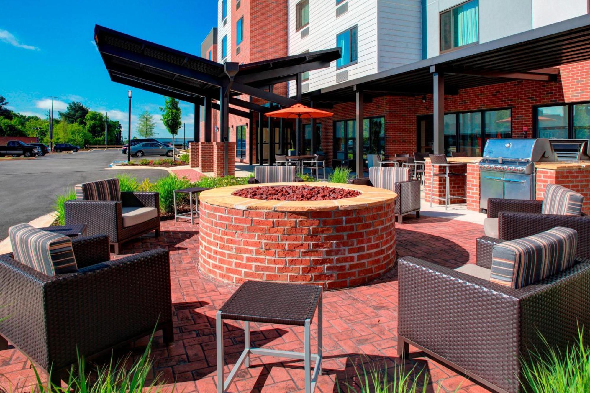 Towneplace Suites By Marriott Macon Mercer University Luaran gambar